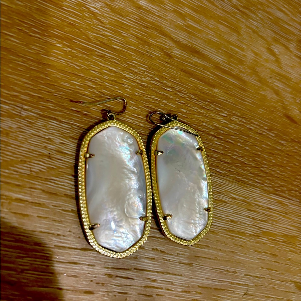KENDRA SCOTT DANIELLE EARINGS